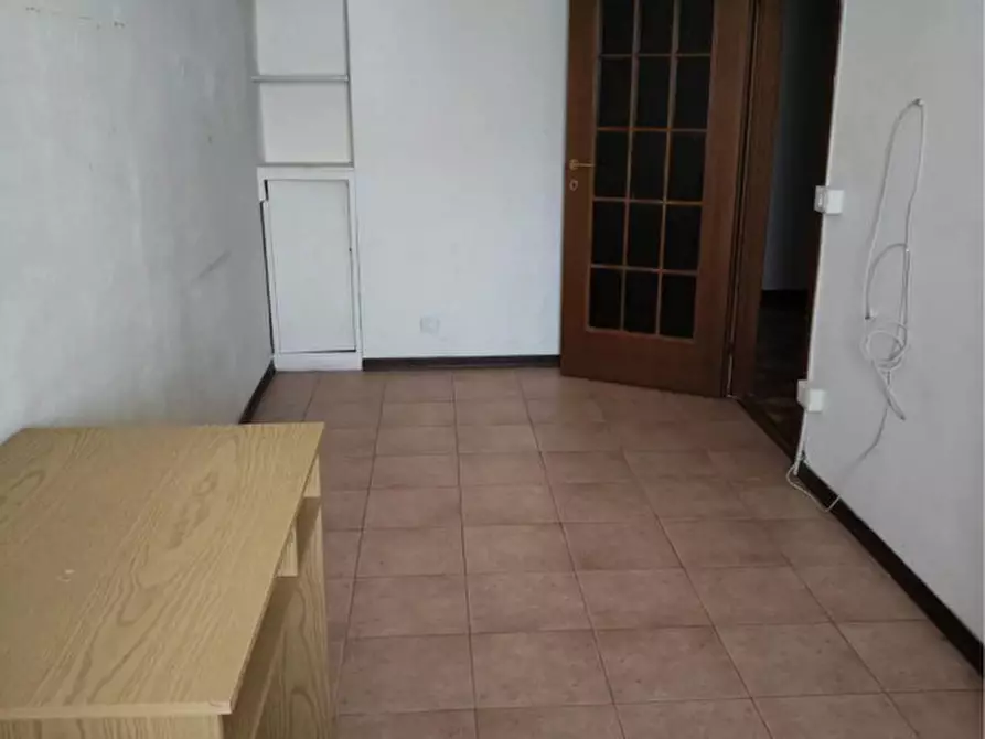 Immagine 14 di Appartamento in vendita  in Via Garegnano a Milano