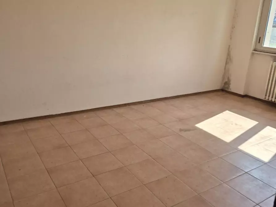 Immagine 24 di Appartamento in vendita  in Via Garegnano a Milano