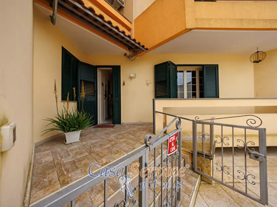 Immagine 25 di Appartamento in vendita  in Via Garibaldi a Alezio