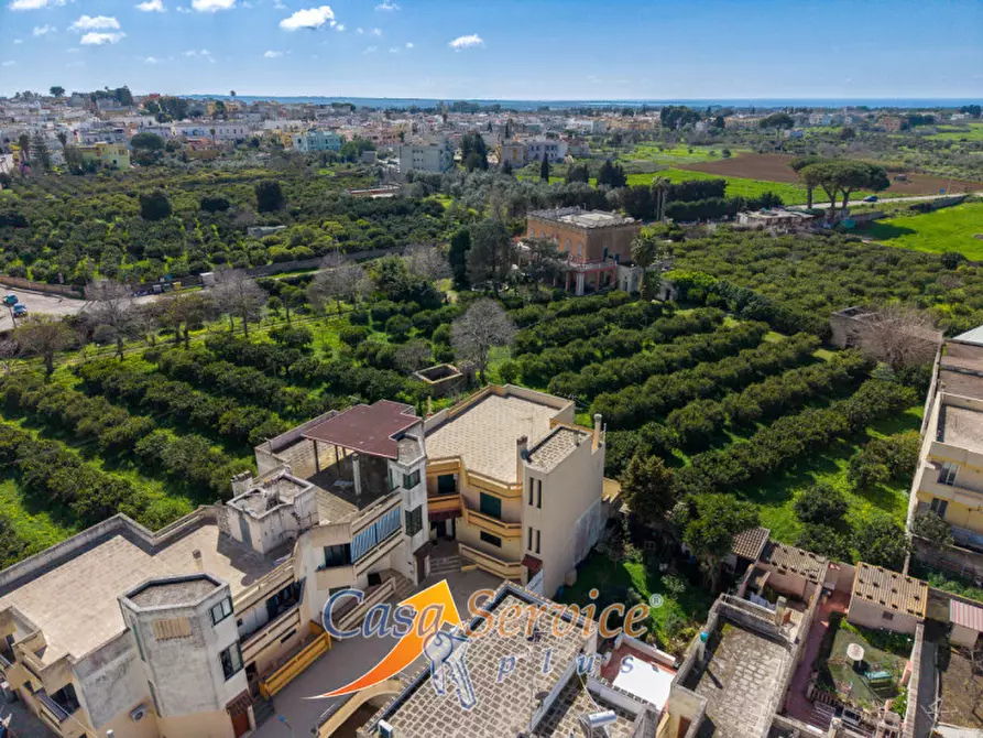 Immagine 29 di Appartamento in vendita  in Via Garibaldi a Alezio