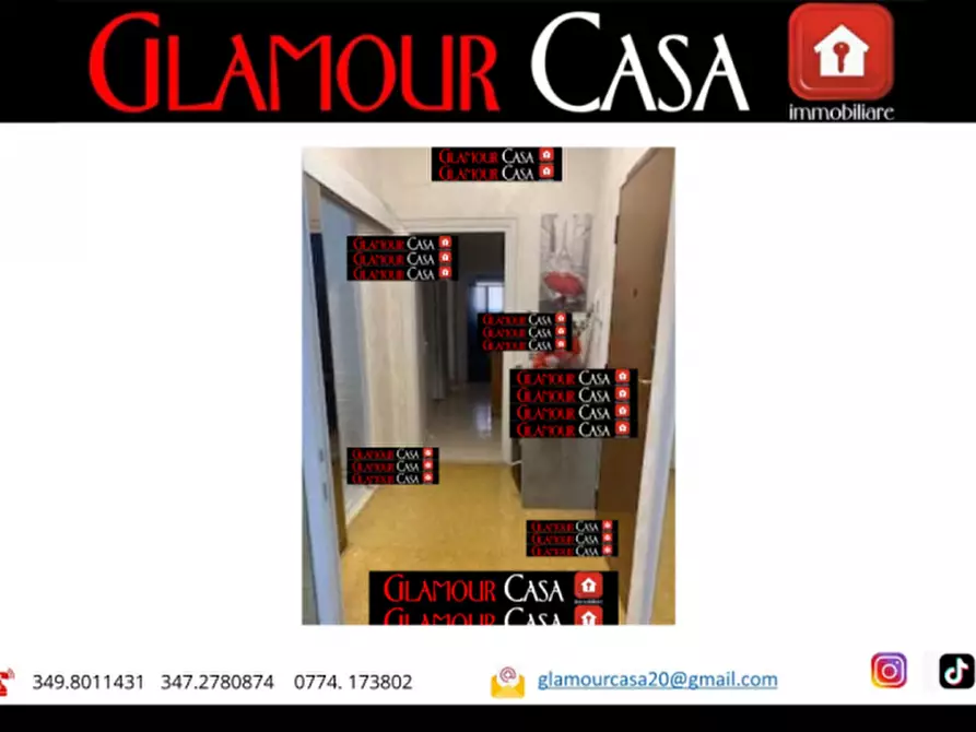 Immagine 4 di Appartamento in vendita  in Via Lari a Roma