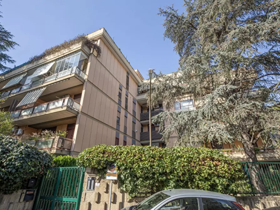 Immagine 32 di Appartamento in vendita  in Via dei Faggella a Roma