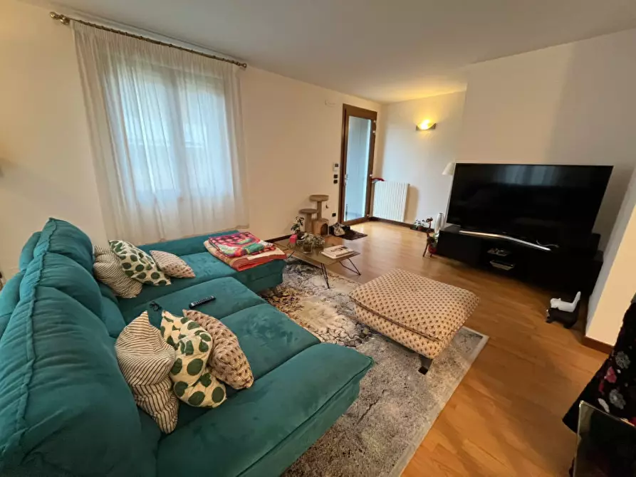 Immagine 1 di Appartamento in vendita  in Via Santa Lucia a Albignasego