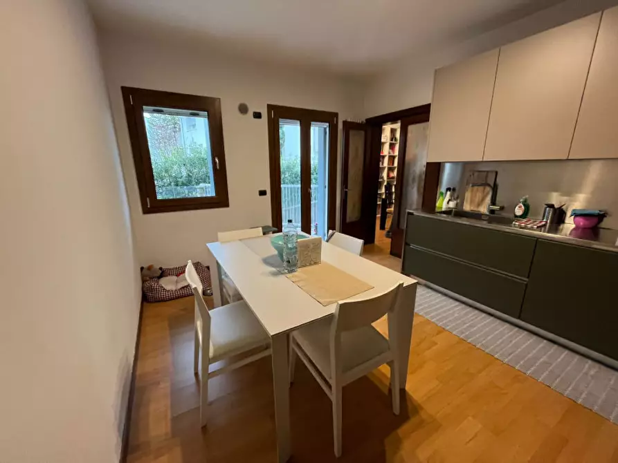 Immagine 4 di Appartamento in vendita  in Via Santa Lucia a Albignasego
