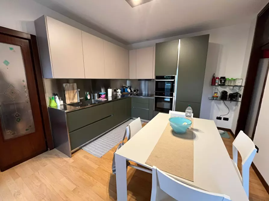 Immagine 5 di Appartamento in vendita  in Via Santa Lucia a Albignasego