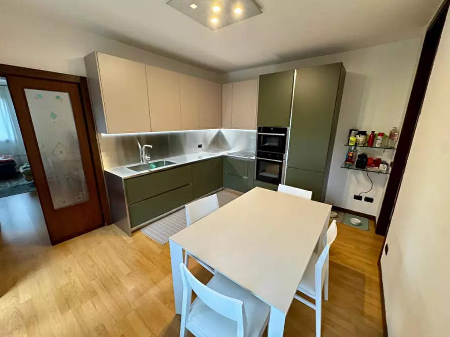 Immagine 7 di Appartamento in vendita  in Via Santa Lucia a Albignasego