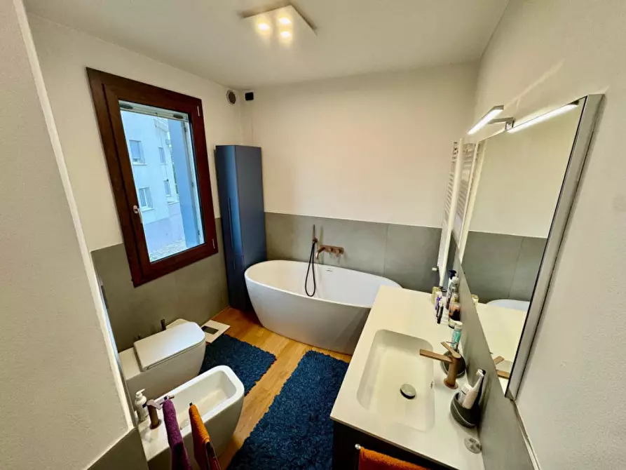 Immagine 12 di Appartamento in vendita  in Via Santa Lucia a Albignasego