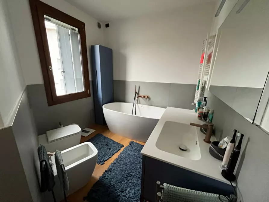 Immagine 16 di Appartamento in vendita  in Via Santa Lucia a Albignasego