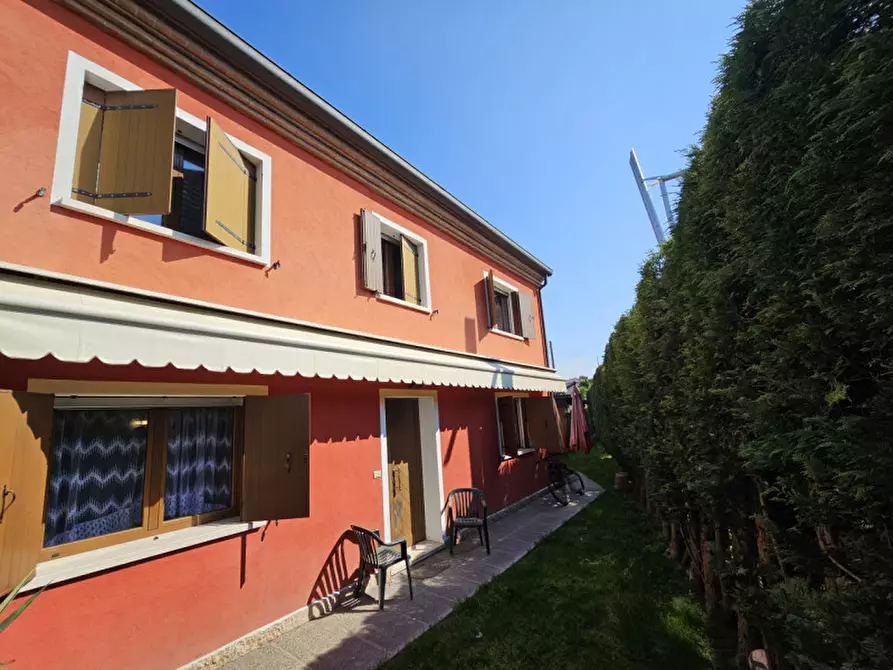 Immagine 6 di Casa indipendente in vendita  in VIA CANEVA a Ospedaletto Euganeo