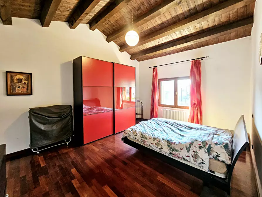 Immagine 10 di Casa indipendente in vendita  in VIA CANEVA a Ospedaletto Euganeo