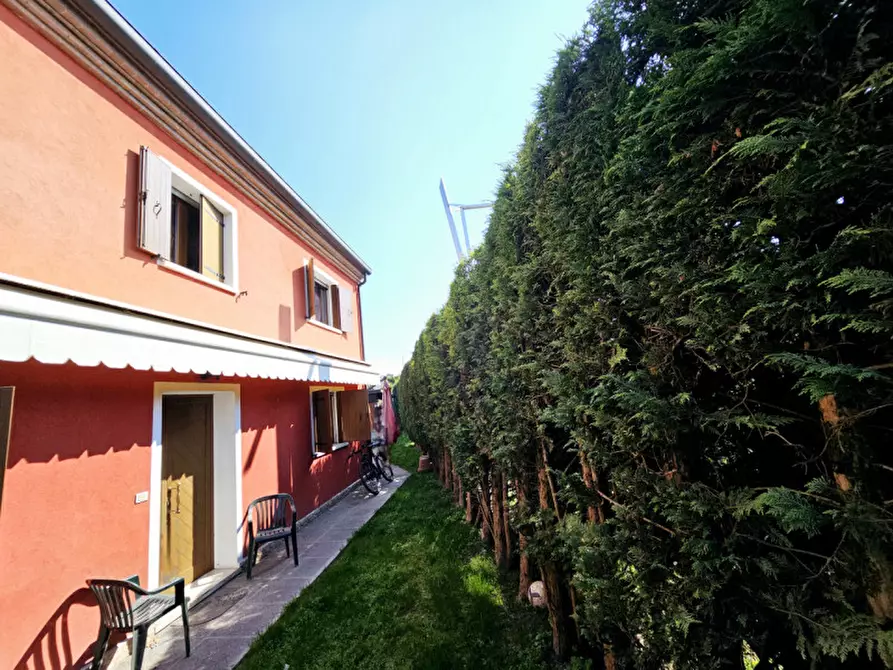 Immagine 17 di Casa indipendente in vendita  in VIA CANEVA a Ospedaletto Euganeo