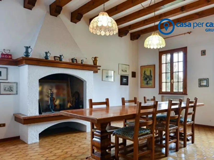 Immagine 4 di Casa indipendente in vendita  in Via Primo Maggio a Sant'elena