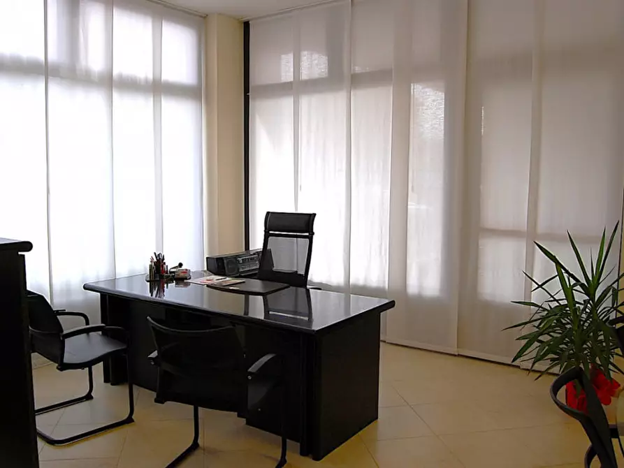 Immagine 5 di Negozio in affitto  in Via Roma a Saccolongo