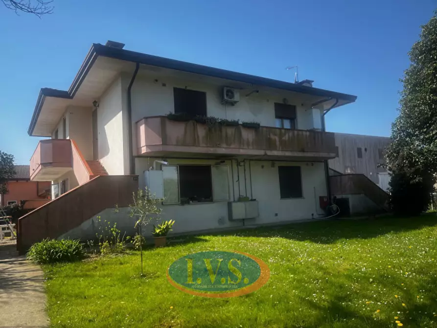 Immagine 11 di Appartamento in vendita  a Villafranca Padovana