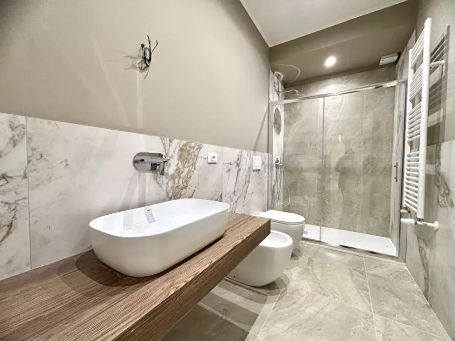 Immagine 8 di Appartamento in vendita  in Via Gregorio Ugdulena a Palermo