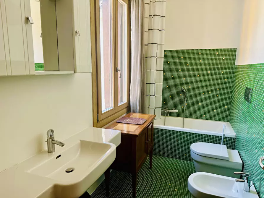 Immagine 23 di Appartamento in vendita  in Corso Antonio Fogazzaro a Vicenza