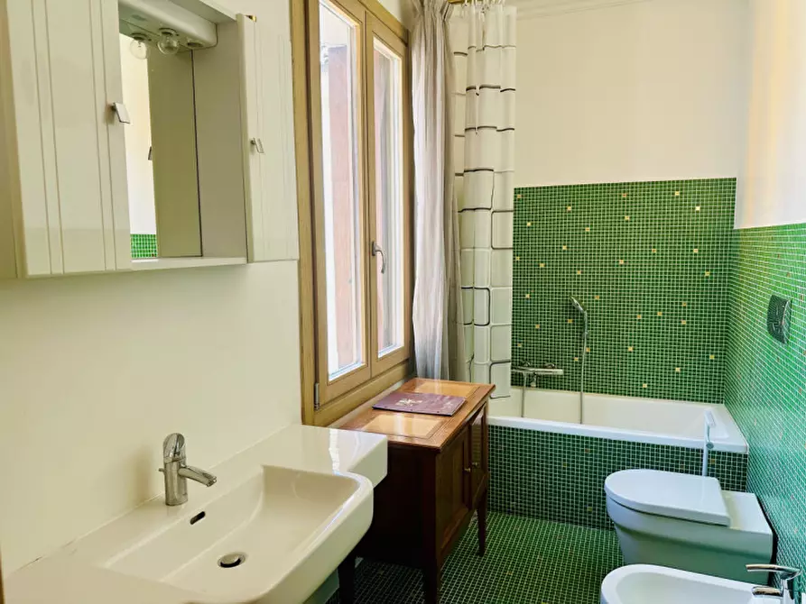 Immagine 26 di Appartamento in vendita  in Corso Antonio Fogazzaro a Vicenza