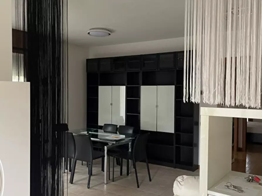 Immagine 1 di Appartamento in vendita  a Vicenza