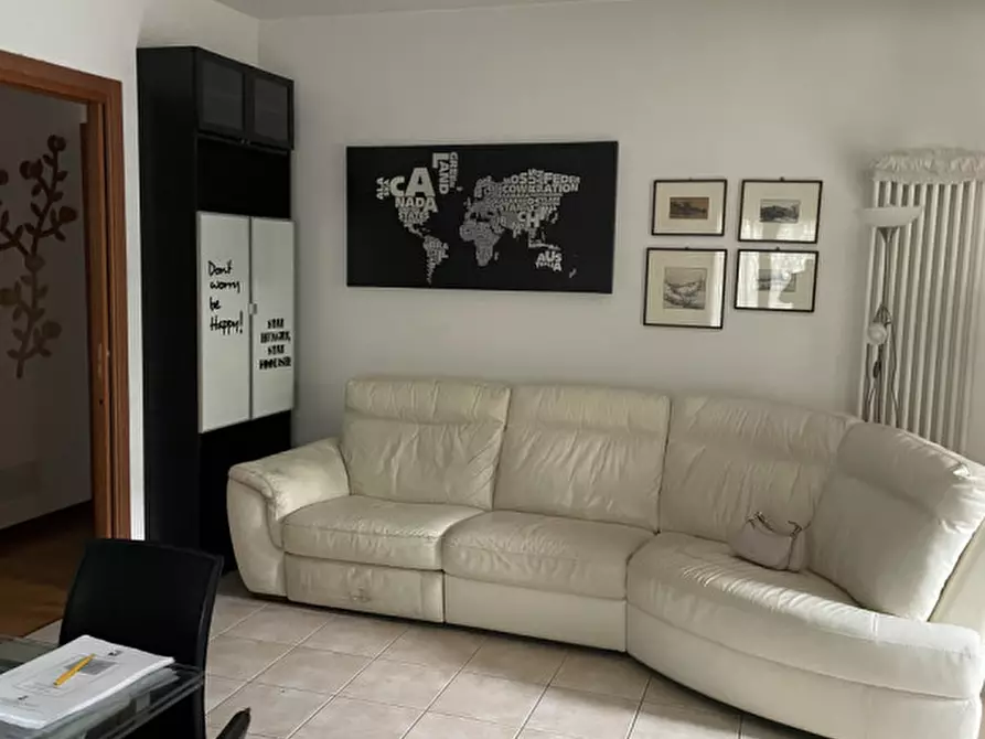 Immagine 11 di Appartamento in vendita  a Vicenza