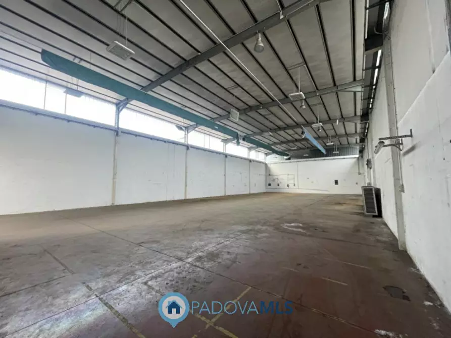 Immagine 4 di Capannone industriale in vendita  in Via Alcide De Gasperi, 14 a Saccolongo