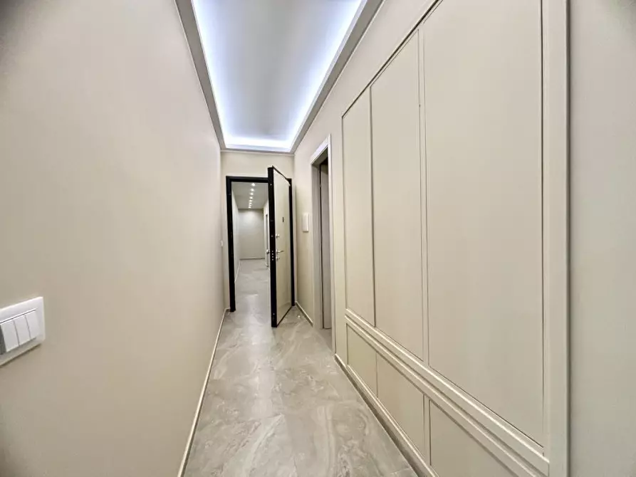 Immagine 4 di Appartamento in vendita  in Via Gregorio Ugdulena a Palermo