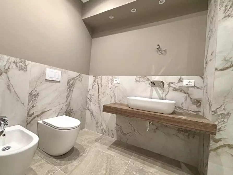 Immagine 7 di Appartamento in vendita  in Via Gregorio Ugdulena a Palermo