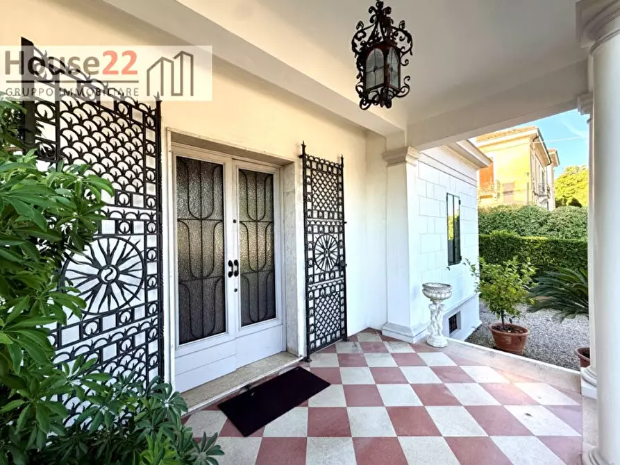 Immagine 2 di Ufficio in vendita  in VIALE RISORGIMENTO 40 a Vicenza