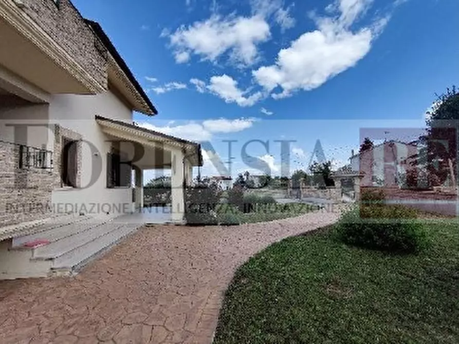 Immagine 3 di Villa in vendita  in Contrada Piano Croce, 2 a Pollutri