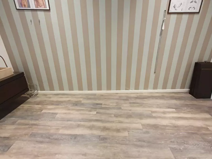 Immagine 11 di Negozio in affitto  in Piazza della Costituente a Mirandola