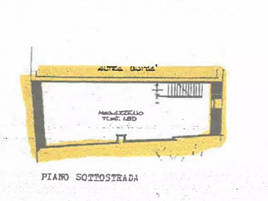 Immagine 21 di Negozio in affitto  in Piazza della Costituente a Mirandola
