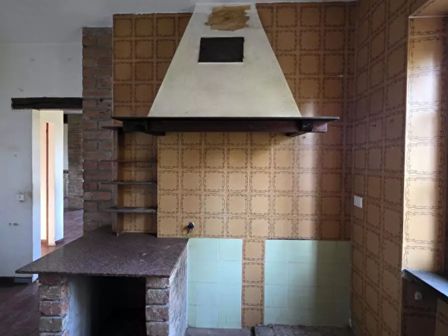 Immagine 18 di Villa in vendita  a Perugia