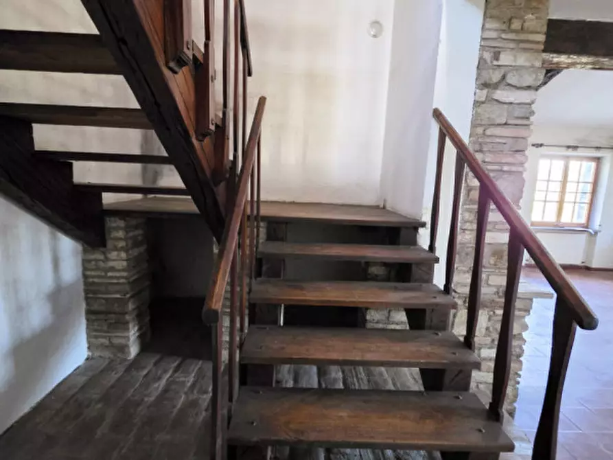 Immagine 26 di Villa in vendita  a Perugia