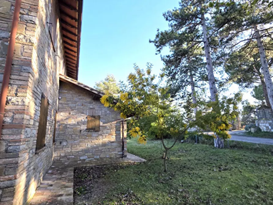 Immagine 46 di Villa in vendita  a Perugia