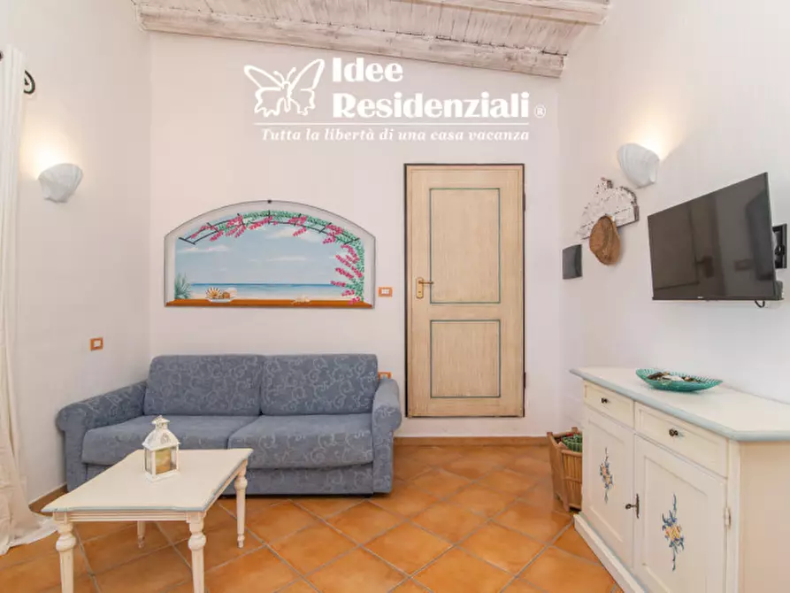 Immagine 12 di Appartamento in vendita  a Olbia