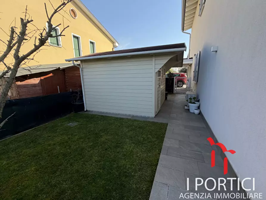 Immagine 17 di Appartamento in vendita  in Via Papa Giovanni XXIII a Massanzago