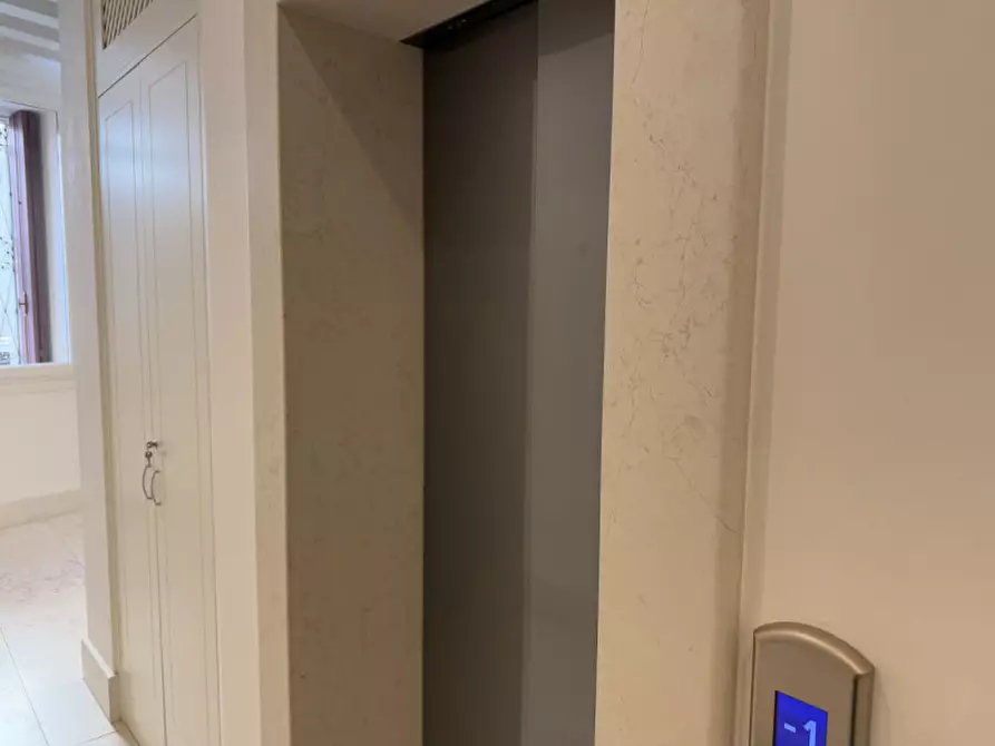 Immagine 9 di Appartamento in vendita  in via verci a Bassano Del Grappa