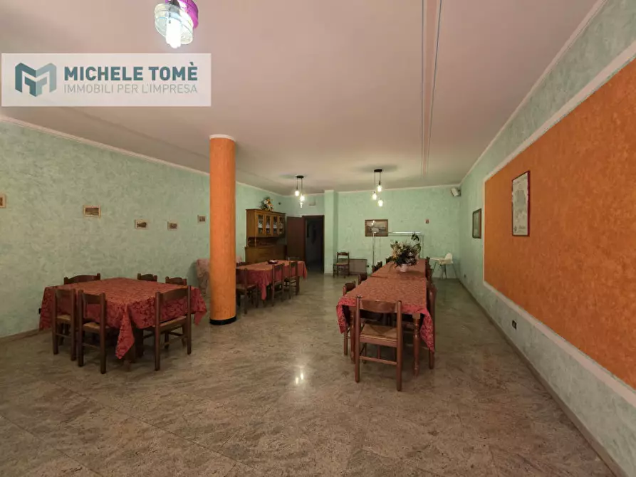 Immagine 16 di Negozio in affitto  in strada provinciale 4 a Sant'ambrogio Di Valpolicella