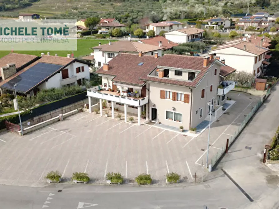 Immagine 24 di Negozio in affitto  in strada provinciale 4 a Sant'ambrogio Di Valpolicella