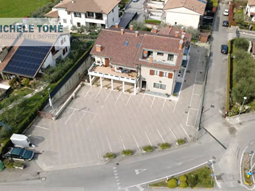 Immagine 27 di Negozio in affitto  in strada provinciale 4 a Sant'ambrogio Di Valpolicella