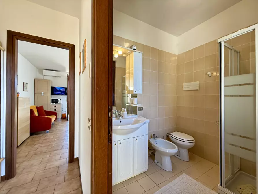 Immagine 19 di Appartamento in affitto  in via Monte Baldo a Lazise