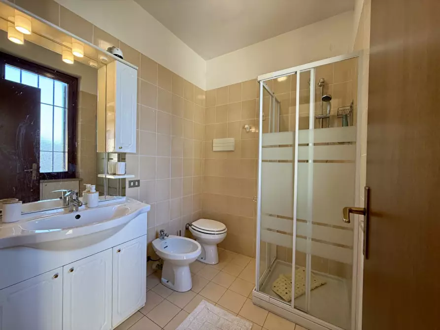 Immagine 21 di Appartamento in affitto  in via Monte Baldo a Lazise