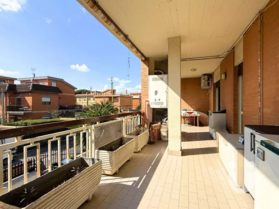 Immagine 7 di Appartamento in vendita  in Via Padre Candido a Roma