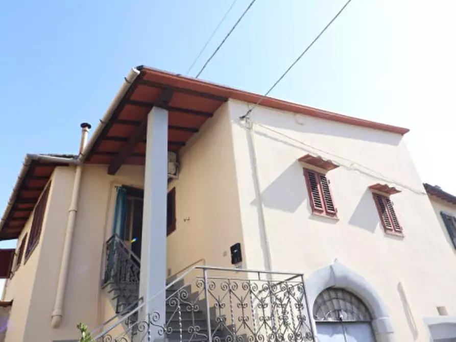 Immagine 2 di Villetta a schiera in vendita  in levanella a Montevarchi