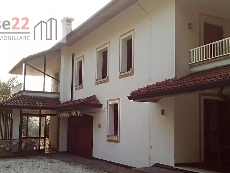 Immagine 3 di Villa in vendita  in Via Paoloni 6 a Arcugnano