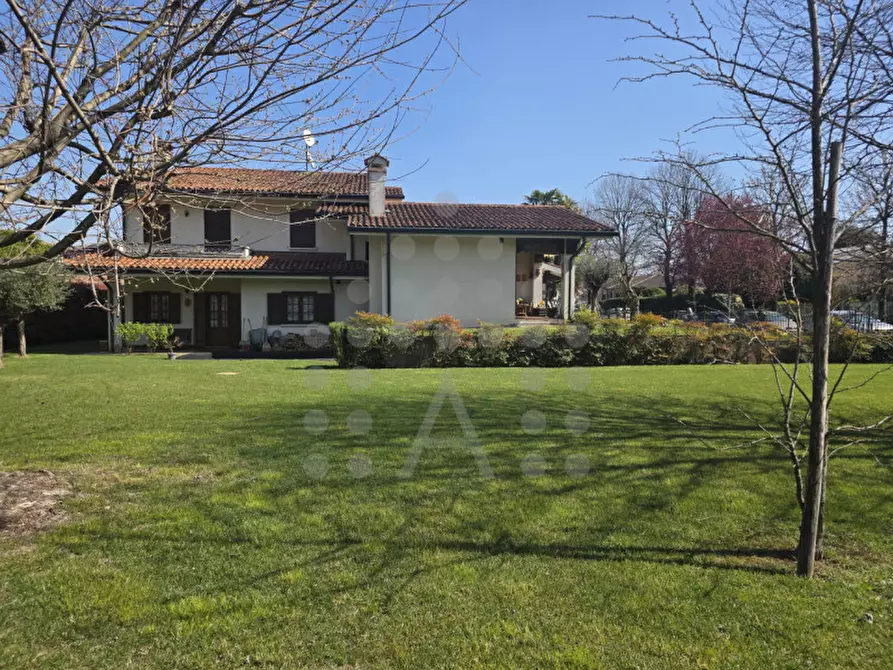 Immagine 18 di Villa in vendita  in Via Venezia a Selvazzano Dentro