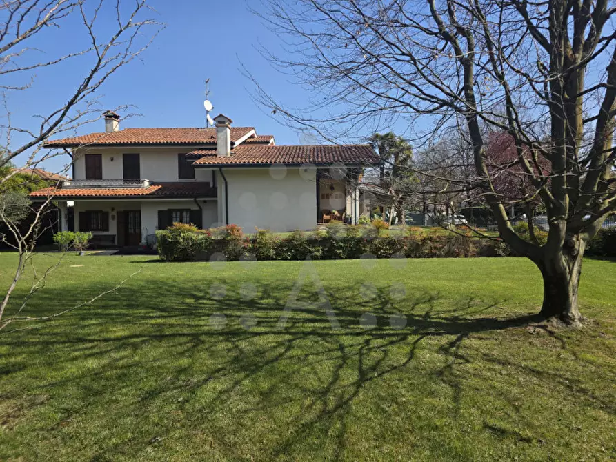 Immagine 19 di Villa in vendita  in Via Venezia a Selvazzano Dentro