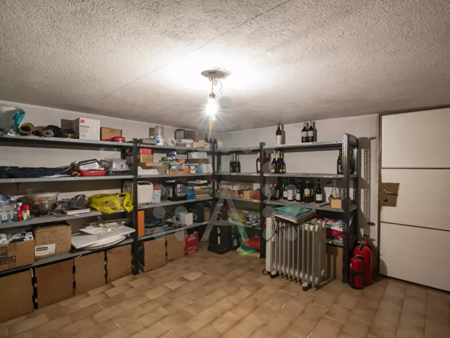 Immagine 30 di Villa in vendita  in Via Venezia a Selvazzano Dentro