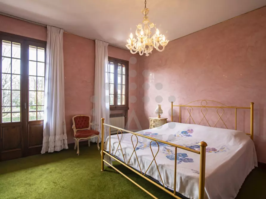 Immagine 36 di Villa in vendita  in Via Venezia a Selvazzano Dentro