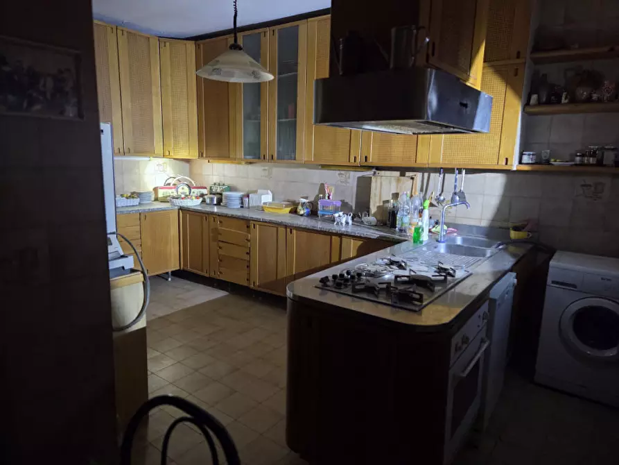 Immagine 9 di Villa in affitto  in via maresca a Roma