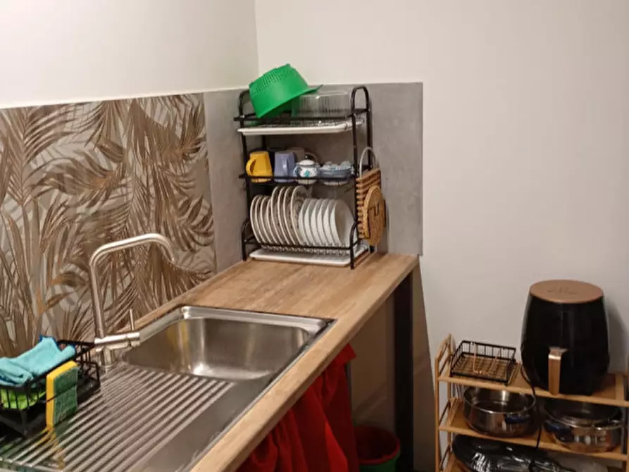 Immagine 2 di Appartamento in affitto  in Via Pietro Trinchera 12 a Napoli